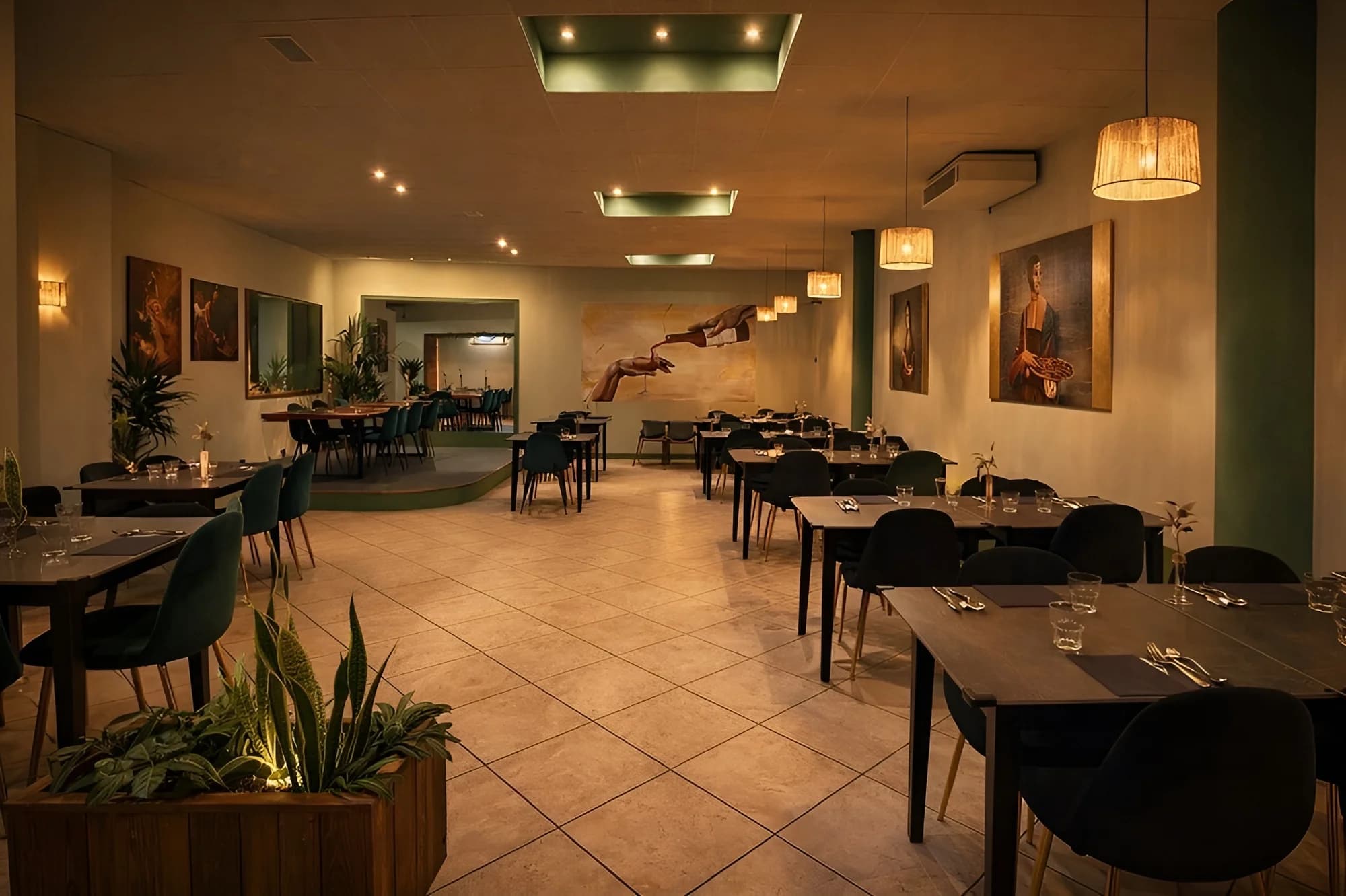 Sala interna del Ristorante Pizzeria Barallino a Montecarlo per pranzi di lavoro